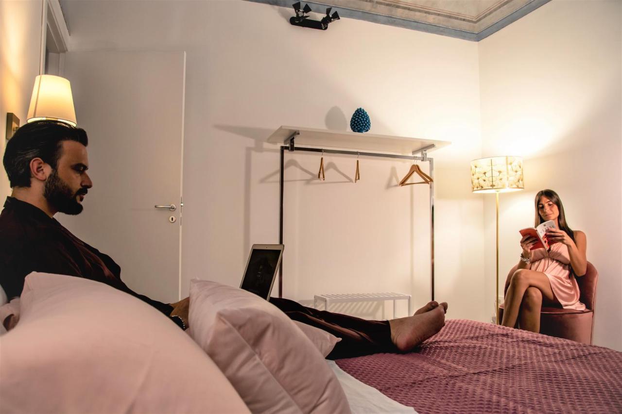 Casta Diva Luxury Apartments Palermo Luaran gambar