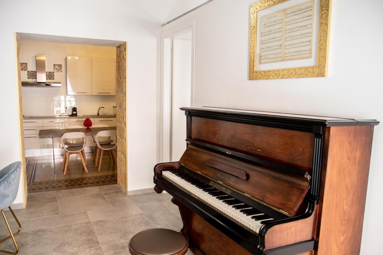 Casta Diva Luxury Apartments Palermo Luaran gambar