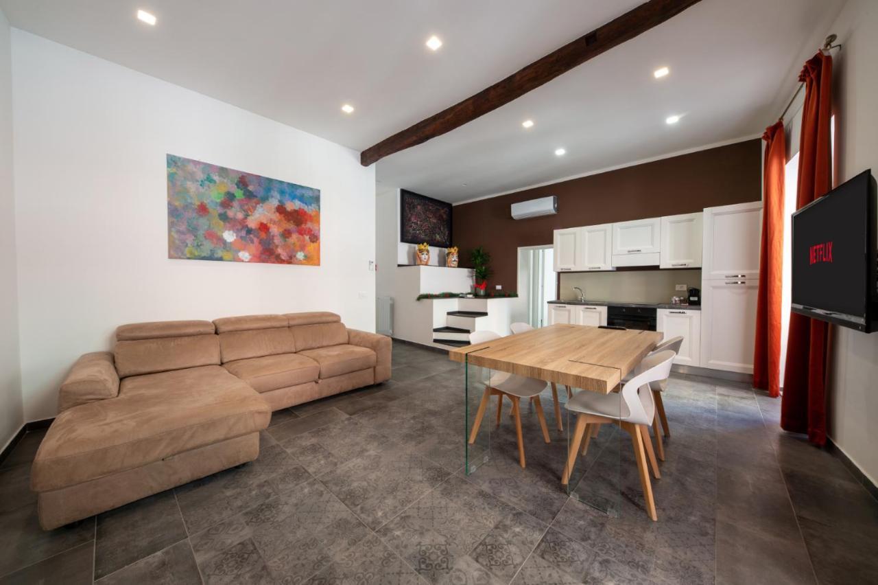 Casta Diva Luxury Apartments Palermo Luaran gambar